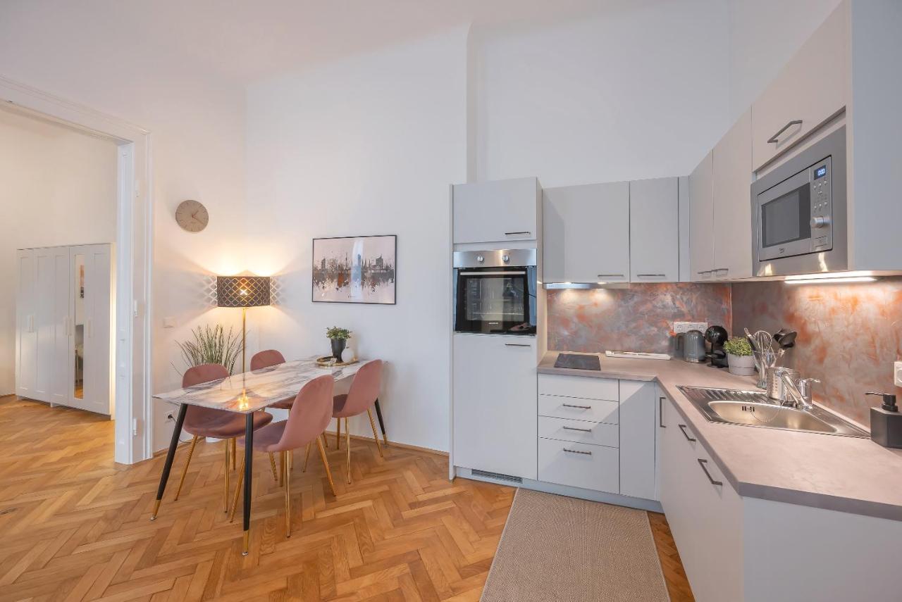 Cosy City Center Apartment 비엔나 외부 사진